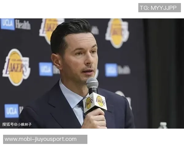 雷迪克谈太阳队合练情况强调球队凝聚力与现实挑战 雷迪克谈太阳队合练情况强调球队凝聚力与现实挑战